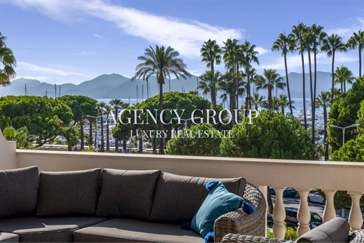 3 Bedroom Apartment - Sea View - Cannes Croisette