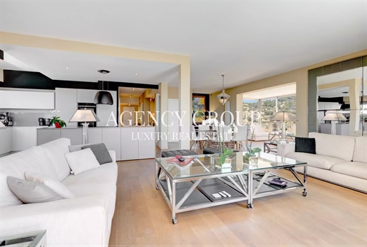 Top Floor - Sea View - Near Cannes Town Center