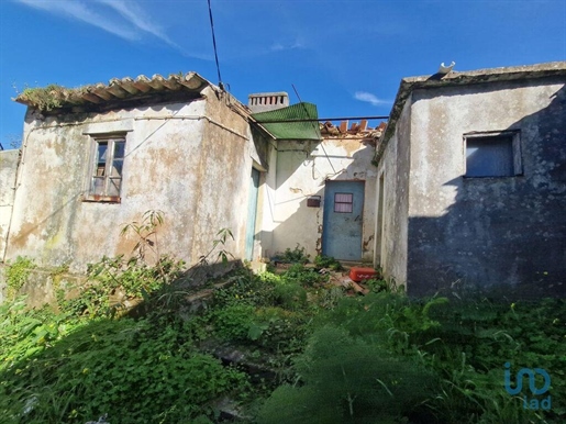 Country House with 2 Rooms in Lisboa with 150,00 m²