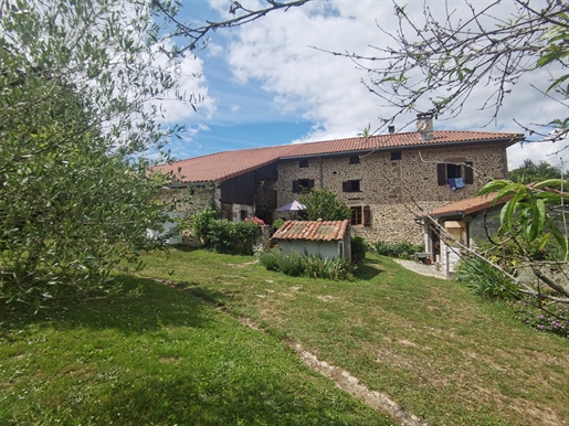 Charming Detached Stone House & Gite in over an acre garden, Close to lakes and town and 1/2 hr Limo