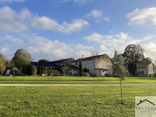 Detached Stone House and Gite in Four acres