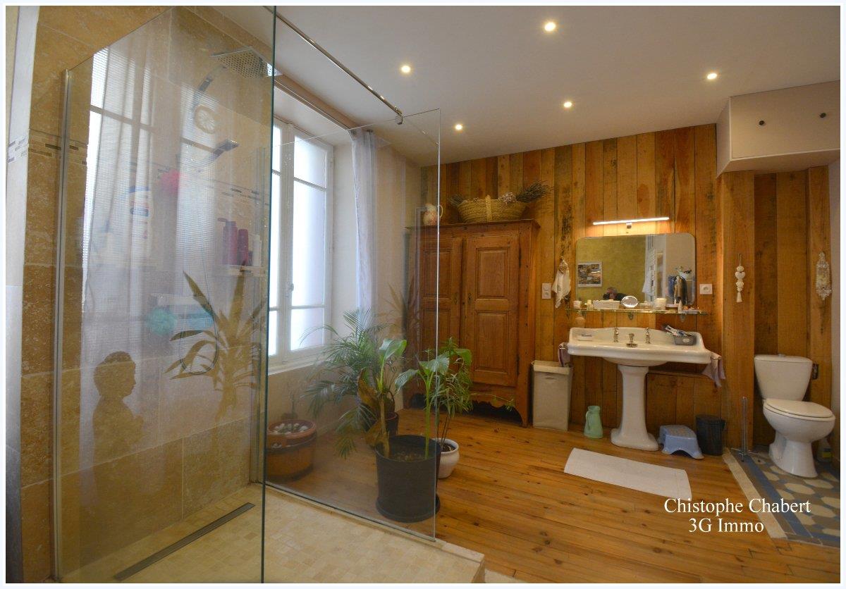 Maison 18 pièces