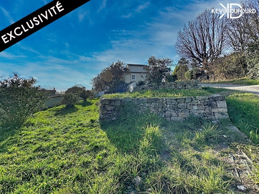 Maison de 110m² sur un terrain de 1200m² à Rosieres