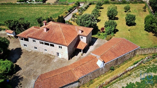 Huis met 8 Kamers in Viana do Castelo met 612,00 m²