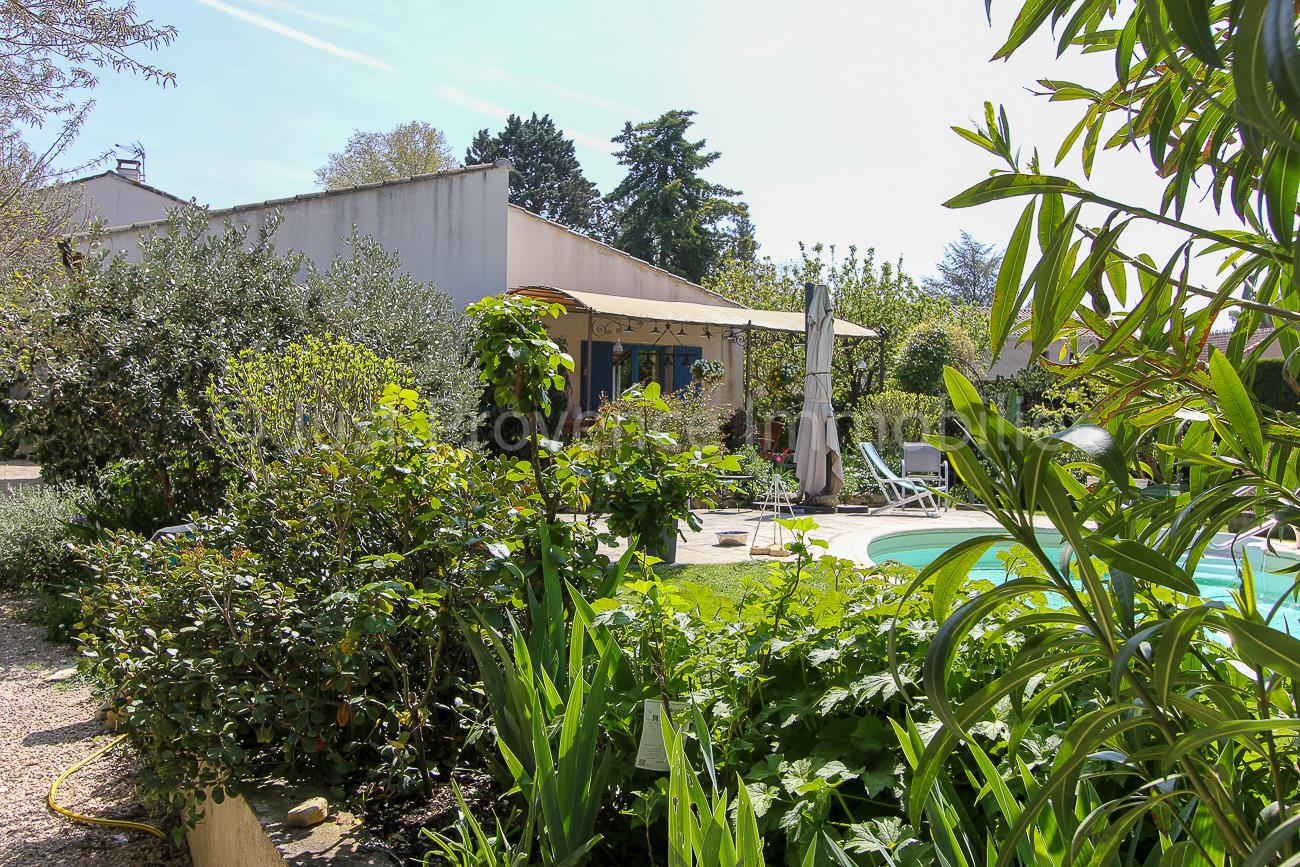 Villa Saint Didier 5 rooms 140 m² with swimming pool on 876 m² of land