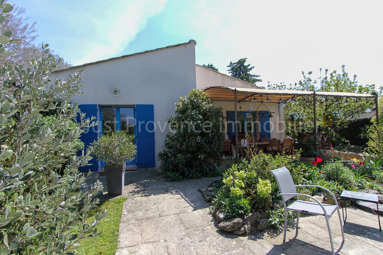 Villa Saint Didier 5 rooms 140 m² with swimming pool on 876 m² of land
