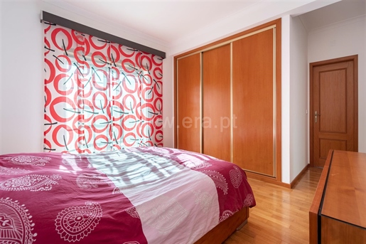 4 Bedrooms flat, Centre of Marinha Grande