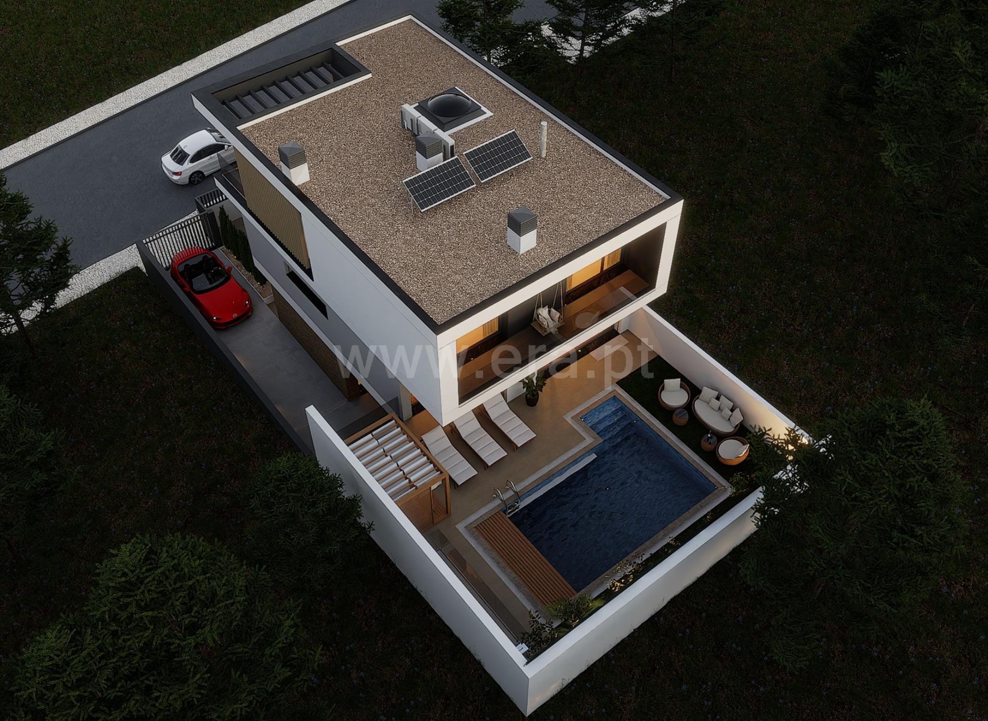 3 bedroom semi-detached house with sea views in Nazaré