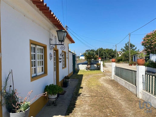 Home / Villa with 3 Rooms in Leiria with 150,00 m²