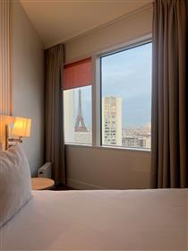 Apartamento de 1 cama em Paris com vista para a Torre Eiffel