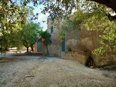 Dom na wsi u podnóża masywu Els Ports