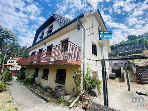 Maison de village T5 à Viana do Castelo de 395,00 m²