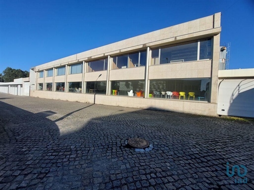 Shop / Commercial Establishment in Porto with 7375,00 m²