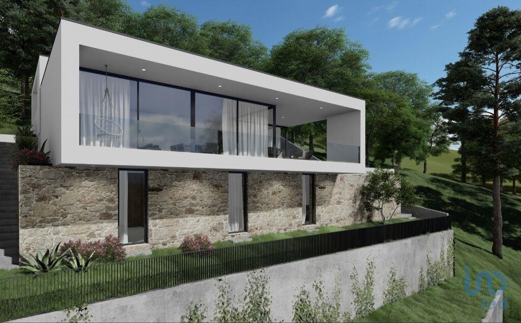 Huis met 3 Kamers in Viana do Castelo met 244,00 m²