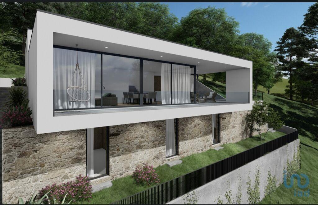 Huis met 3 Kamers in Viana do Castelo met 244,00 m²