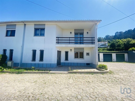 Traditional house with 3 Rooms in Caminha (Matriz) e Vilarelho with 180,00 m²
