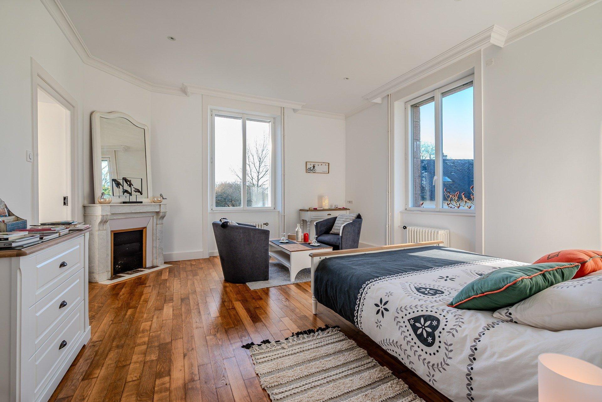 Purchase: Luxury property (22140)