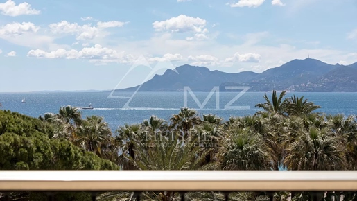 Cannes Croisette - Wunderschöne Wohnung mit atemberaubender Aussicht