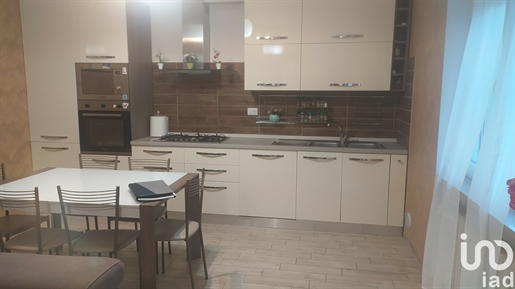 Sale Apartment 114 m² - 3 bedrooms - Montesilvano