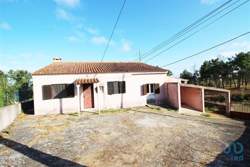 Village house with 3 Rooms in Serra e Junceira with 57,00 m²