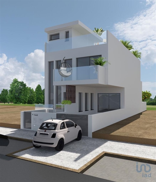 Home / Villa met 4 Kamers in Faro met 283,00 m²