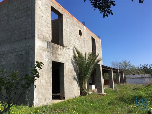 Country House with 4 Rooms in Faro with 258,00 m²