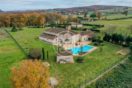 Restored Property With A Swimming Pool