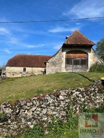 Quercy barn with great potential