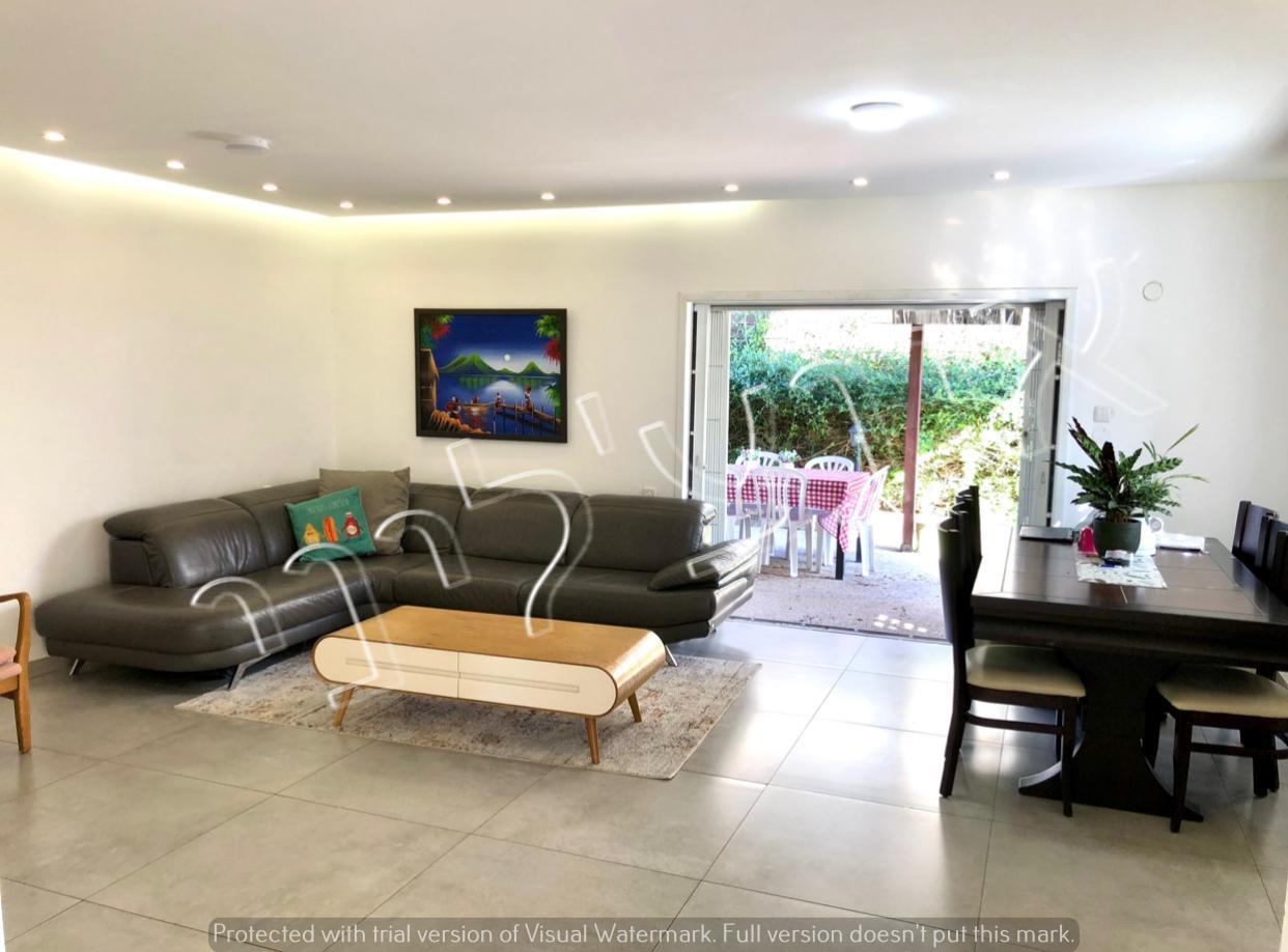 In Herzliya,A beautiful and unique corner cottage.