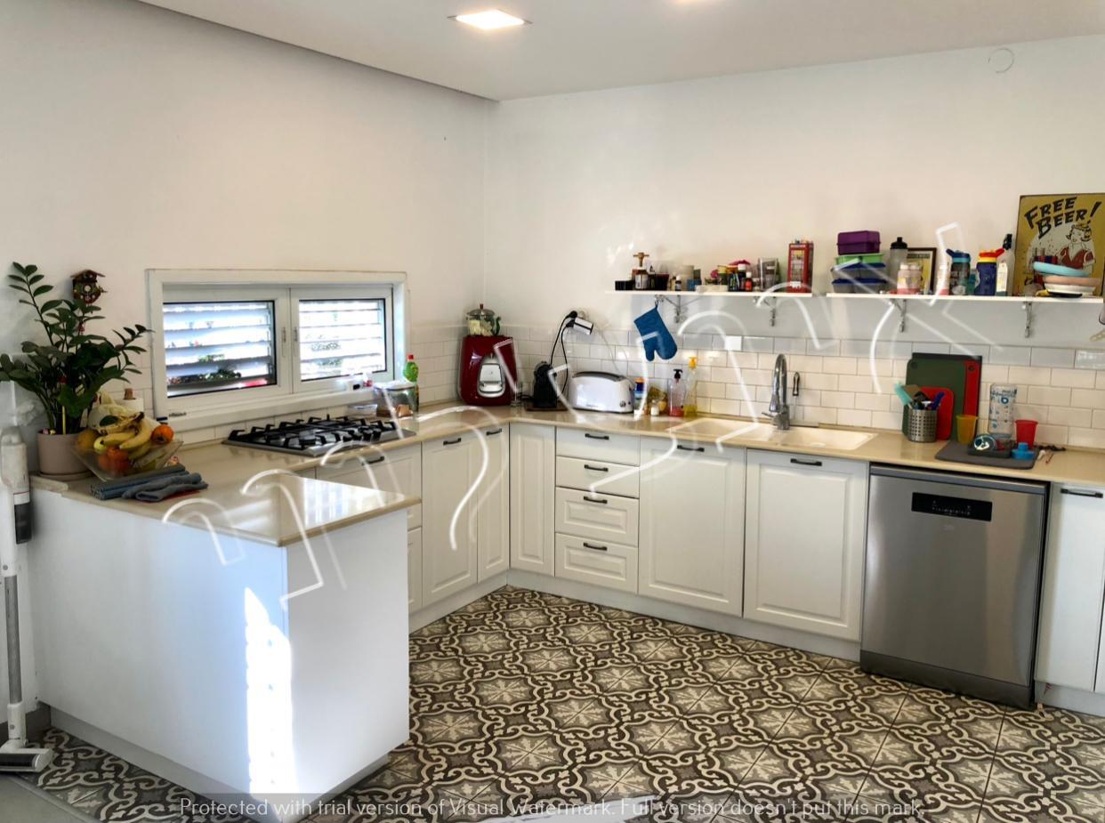 In Herzliya,A beautiful and unique corner cottage.
