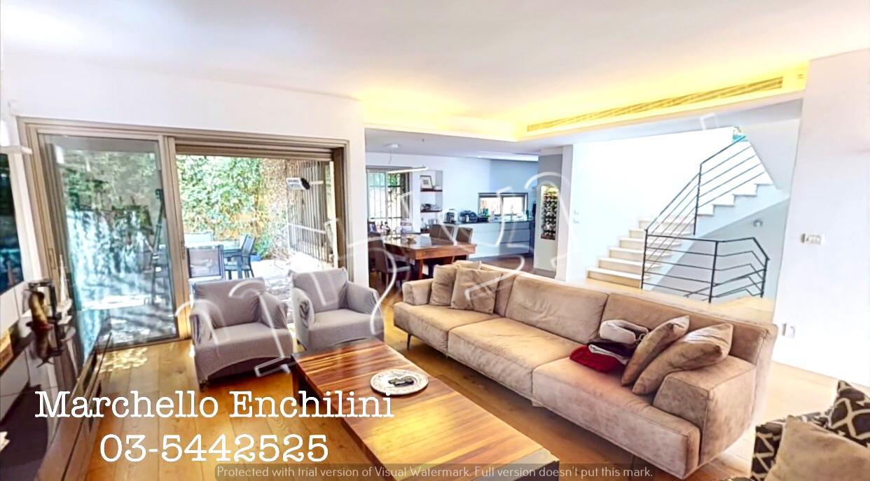 In Ra'anana,a semi-detached house designed