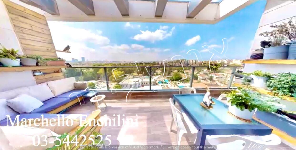 In Ra'anana, a magical and unique rooftop duplex