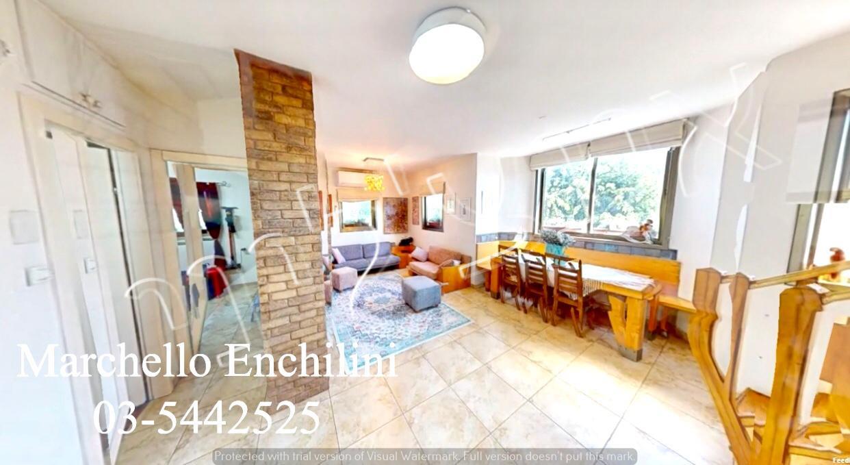 In Rosh HaAyin,a rustic-style duplex