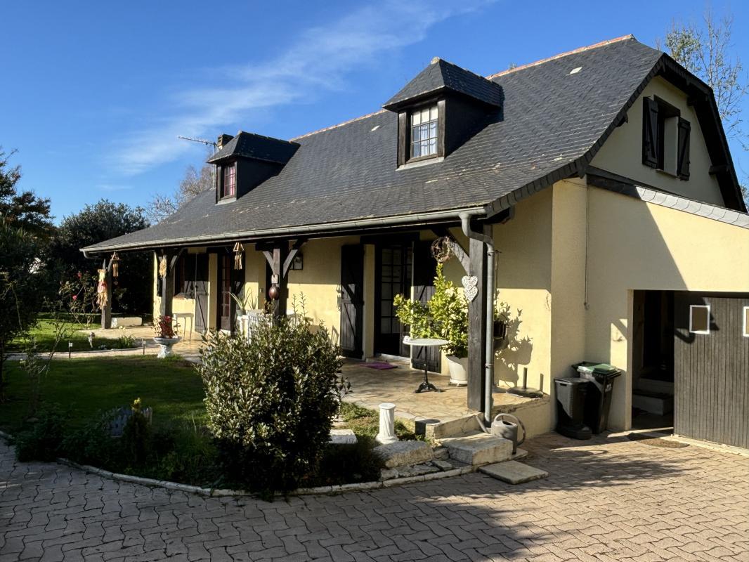 House Bordes near Tournay