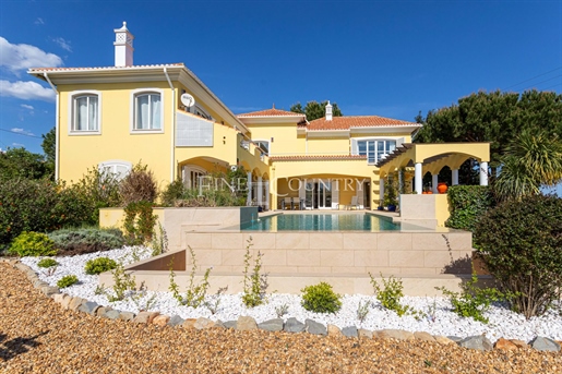 Santa Rita, Vila nova de Cacela. Elegant 4-bedroom villa with pool on beautiful plot