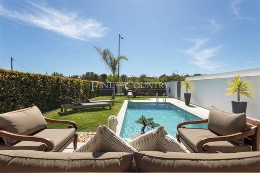 Tavira - Luz de Tavira, 3-bedroom modern villa with swimming pool, landscaped garden, and rooftop te