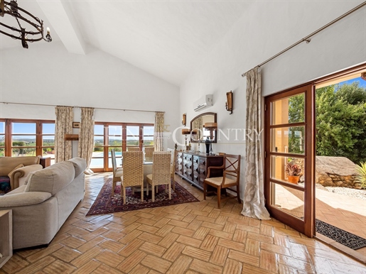 Alcalar/Penina - Serene 3-Bed Villa with Breathtaking Views in Alcalar