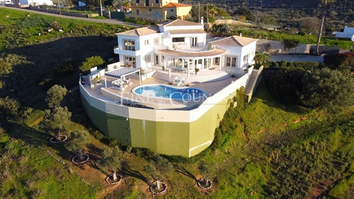 Silves/Cumeada - Impressionnante villa de 4 chambres avec piscine sur un terrain de 12.320m2