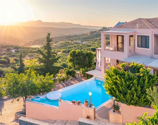 Villa for Sale, Heraklion Crete, 240 m² €550,000