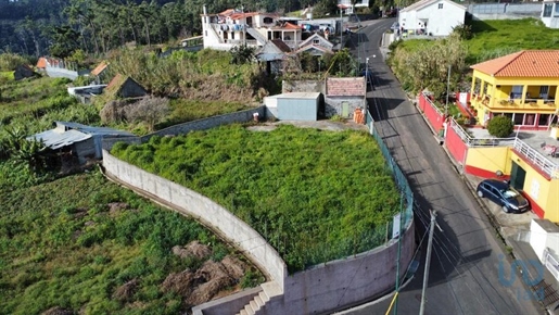 Terrain à Canhas de 533,00 m²