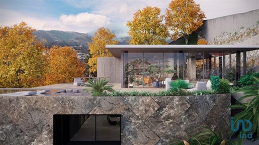 Casa T3 em Madeira de 580,00 m²