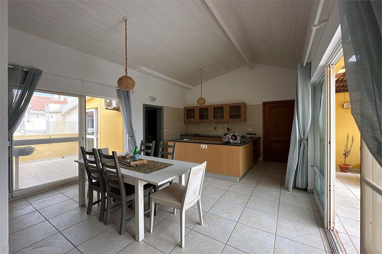 Penthouse with sea view - Villa Cabral 1