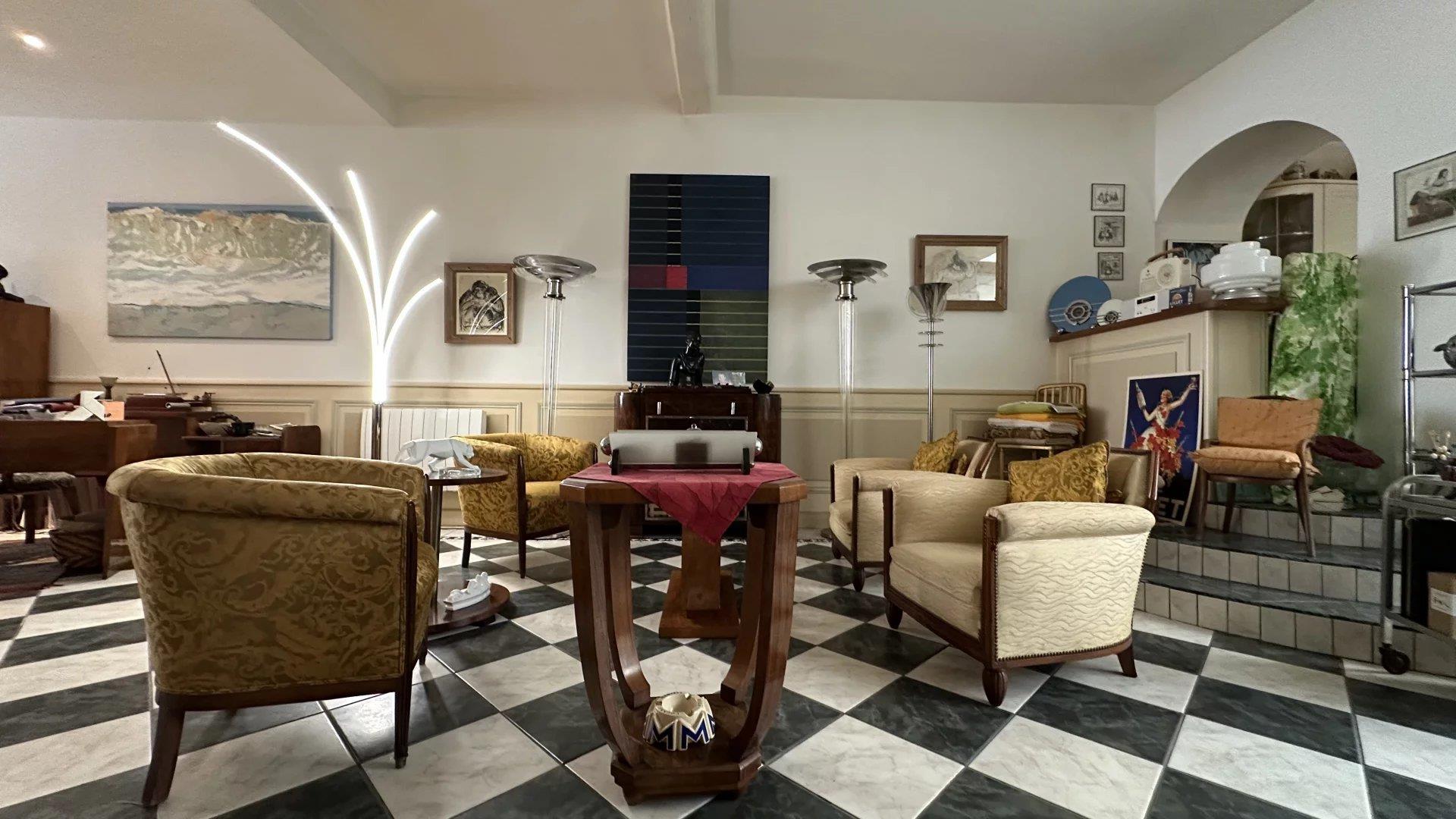 Atypical Apartment In La Rochelle