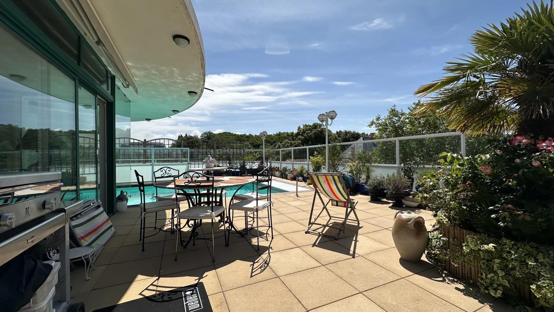 La Rochelle - Rooftop Villa With Private Pool