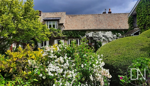 Karaktervolle woning op 3827 m2 tuin, dicht bij Anet (Eure et Loir) en Houdan (Yvelines), op v