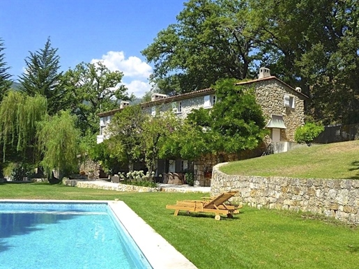 Villa in Chateauneuf de Grasse, Côte d'Azur, Frankreich