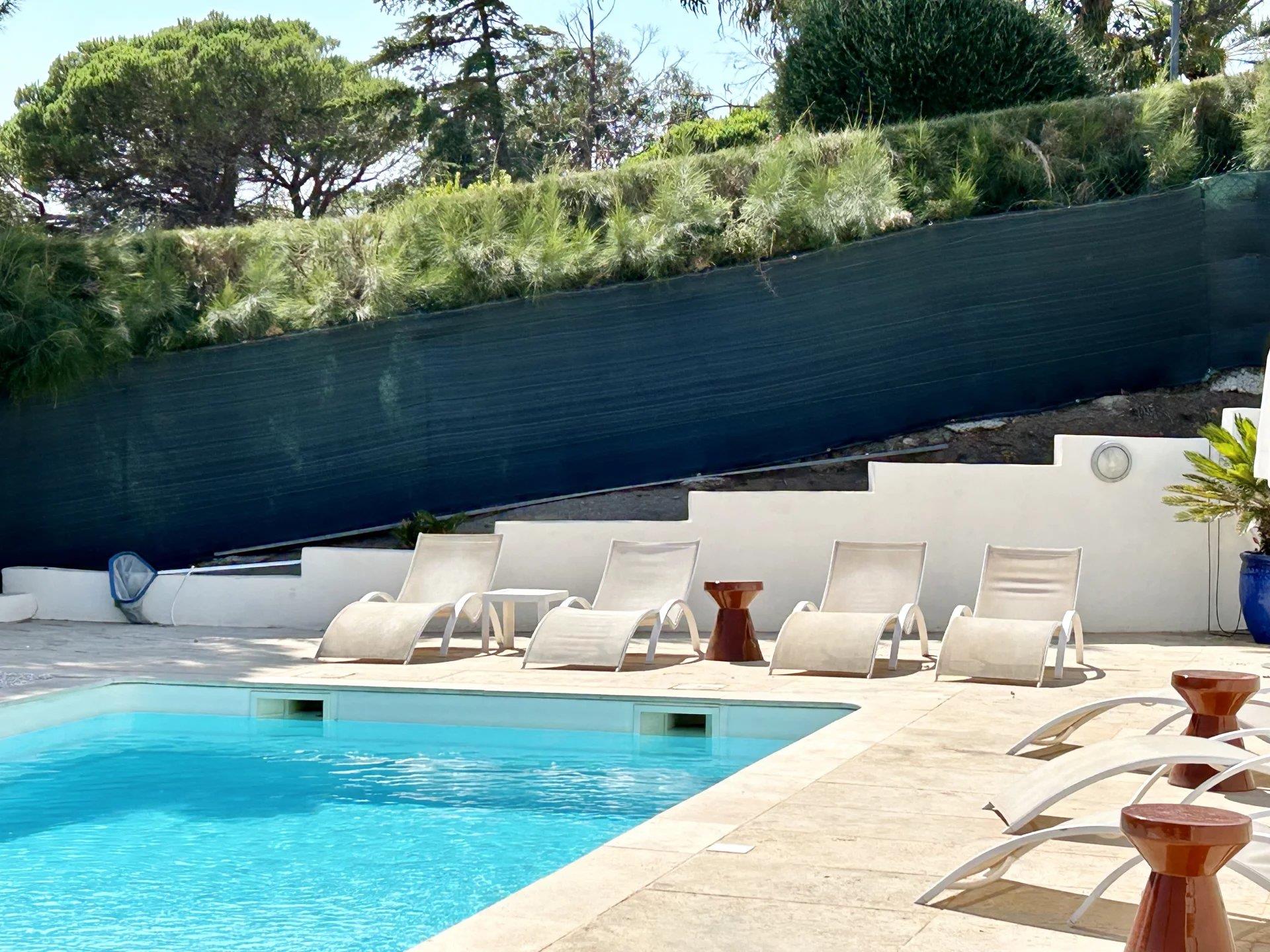 Villa for sale in les Issambres, with panoramic views