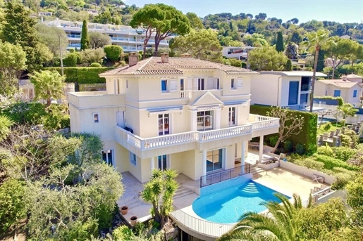 Villa zum Verkauf in Le Cannet mit Meerblick