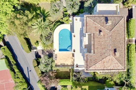 Villa for sale in Le Cannet sea view