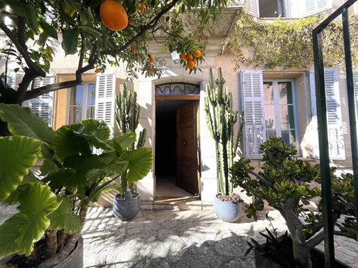 Charming apartment , Grasse, Garden and Sea View